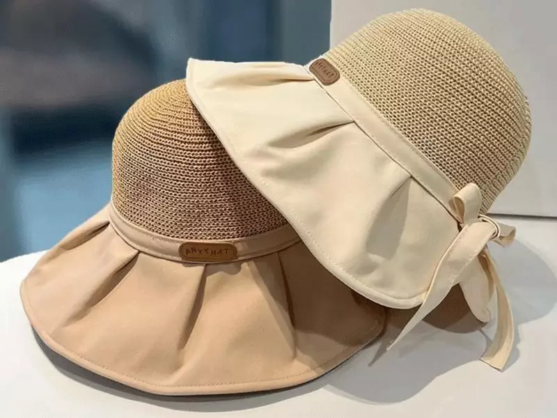 Hats Grow with Changing Fashion Styles